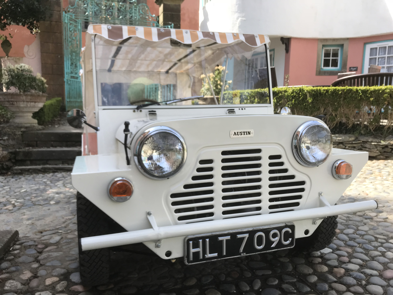 Mini Moke 4